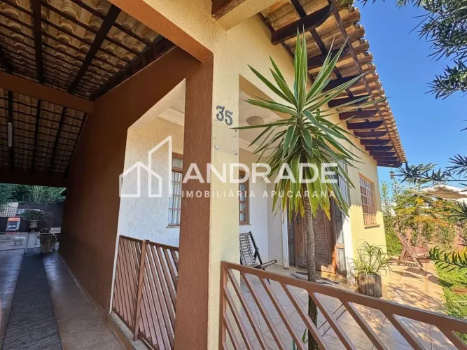 Casa com 3 dormitórios à venda, 241 m² por R$ 530.000,00 - Vila Santa Terezinha - Apucaran