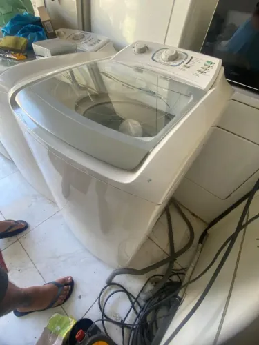 Vende-se máquina