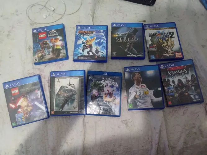 Jogos PS4 e filme liga da justiça sombria