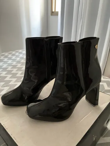 Vendo bota Via Uno 36