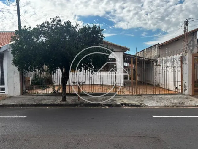 VENDE-SE Residência NO PALMITAL - MARÍLIA/SP
