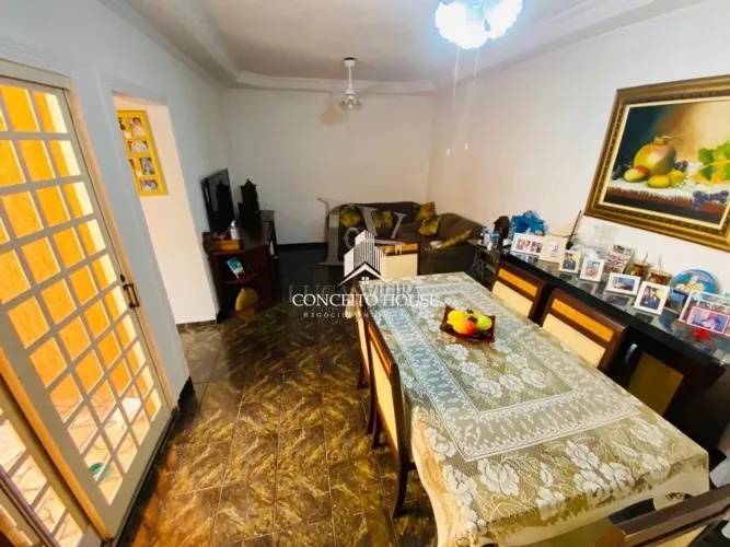 Linda casa para venda em uma das melhores regiões do centro de Osasco.