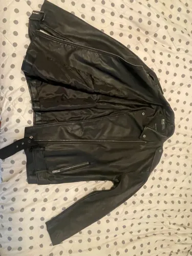 Jaqueta estilo motociclista