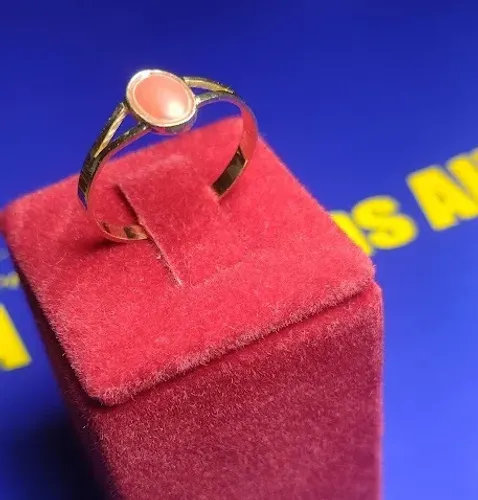 Anel Pedra Coral 7.5 mm Ouro 18 Kilates Peso 1.50 Gramas