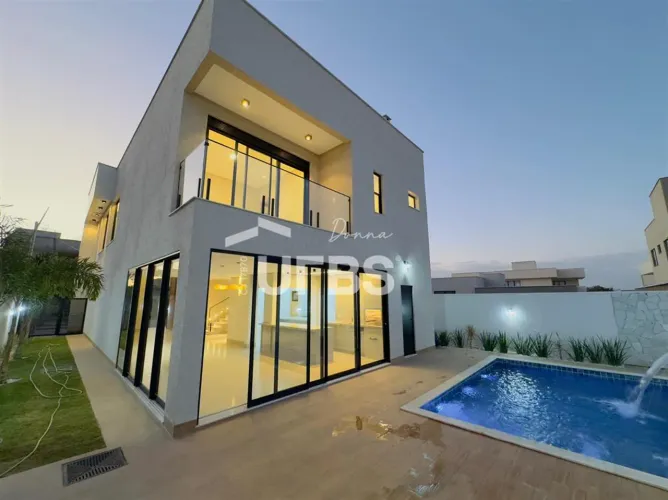 Sobrado à Venda | 3 Suítes | Piscina Aquecida | Parqville Jacarandá Aparecida de Goiânia
