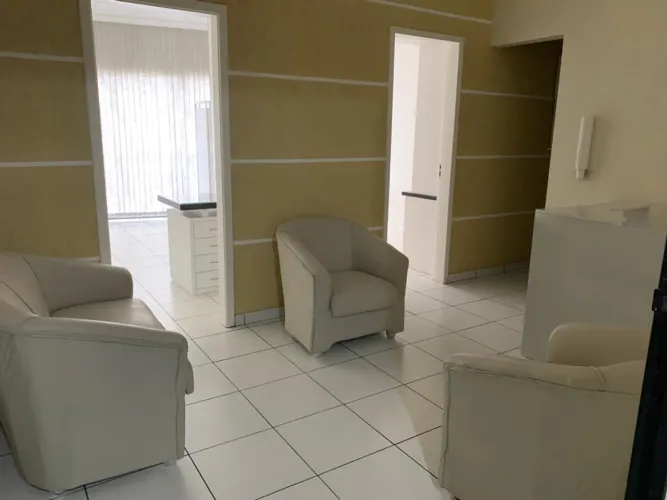 Excelente Conjunto Comercial - Centro Cívico