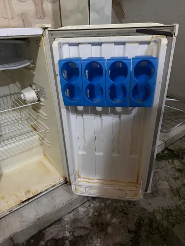 Frigobar usado