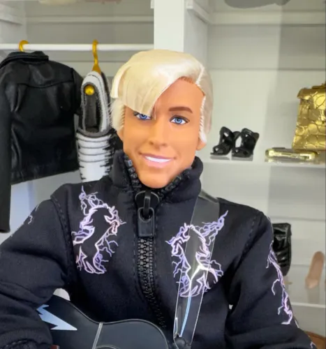 Cabeça Ken O Filme Barbie - ler anúncio 