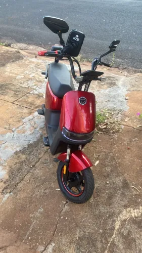 Scooter elétrica