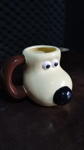 Caneca Grommit