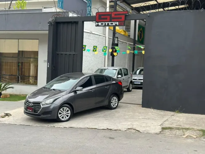 Hyundai HB20S Comfort Plus 1.0 Flex 12V Mec. 2018