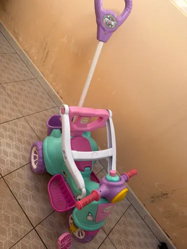 Triciclo infantil menina Maral 