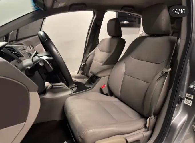 Honda Civic Sedan LXR 2.0 Flexone 16V Aut. 4P 2014