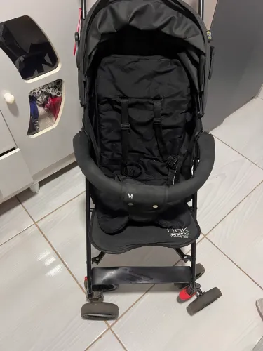 Carrinho guarda-chuva
