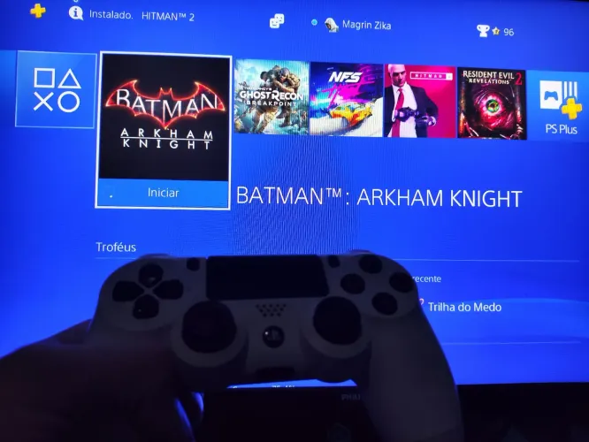 Playstation 4 Slim Semi-novo