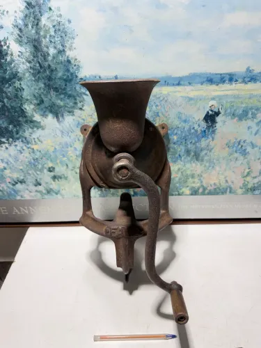 Moinho de café antigo n?4 