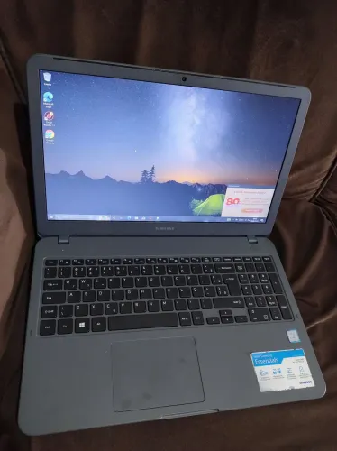 Notebook Samsung i3 7 ger 500 gigas 