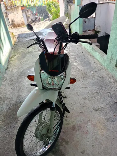 Moto nada pra fazer só pegar roda