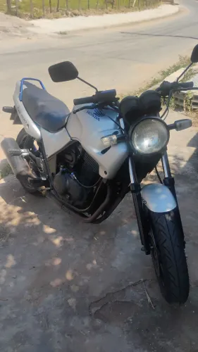 CB 500 em ótimo estado... Só pegar e acelerar...