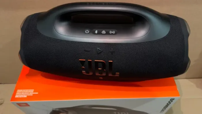 JBL Boombox 4