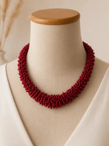 Colar Vermelho Artesanal de Miçangas | Maxi Colar Elegante