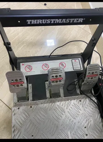 Kit voltante + pedal + câmbio ThrusterMaster - R$ 2400,00