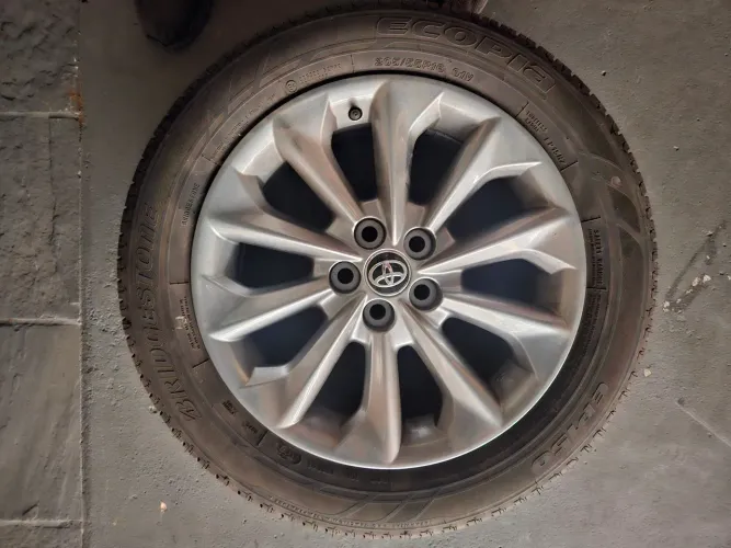 VENDO RODAS+PNEUS ARO 16 COROLLA