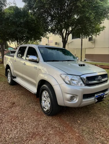 Toyota Hilux CD SRV D4-d 4X4 3.0 TDI Diesel AUT 2011