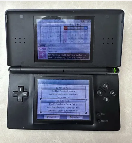 NIintendo Ds Lite Blue Case com card R4 cheio de jogos