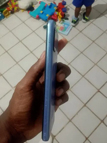 Celular Moto G20 + Carregador