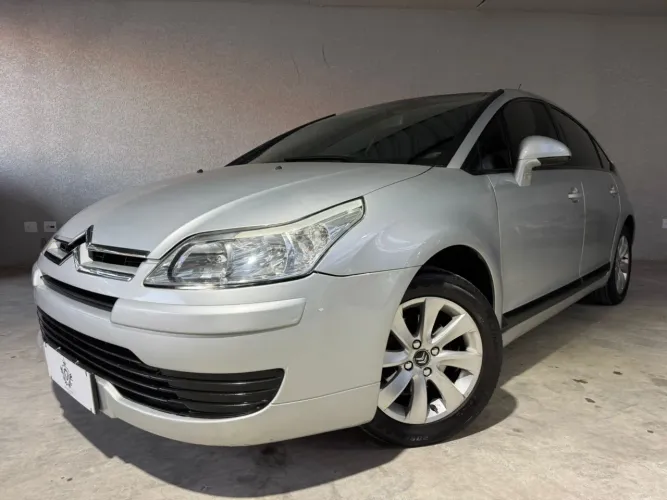 Citroen C4 GLX 2.0 Flex 16V 5P Mec. 2010