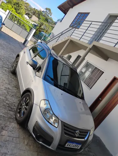 Suzuki SX4 2.0 16V 145cv 4WD 5P Mec. 2013