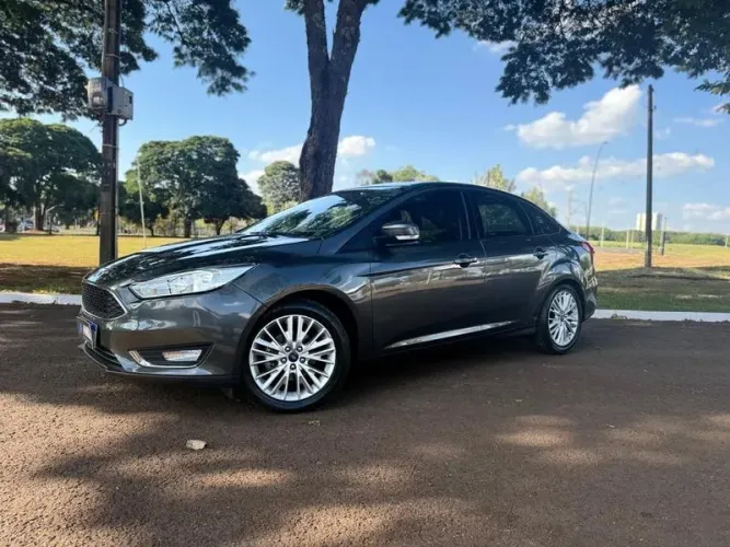 Ford Focus Fastback Se/se Plus 2.0 Flex Aut. 2016