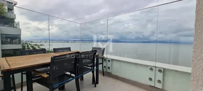 COBERTURA DUPLEX FRENTE MAR  BEIRA-MAR NORTE | ALTO PADRÃO EM Florianópolis