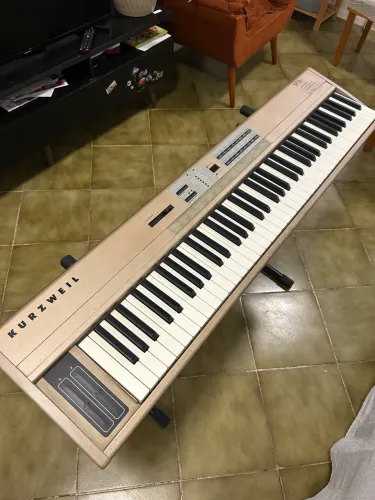 Kurzweil SP76 