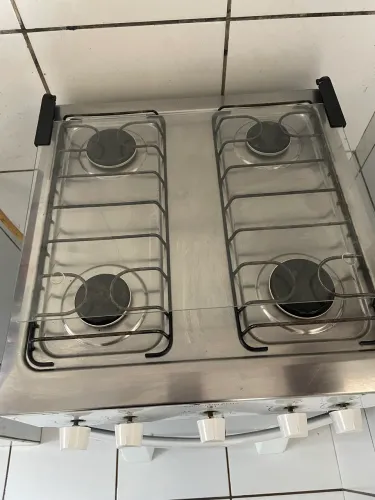 Vendo Fogão 4 bocas com forno