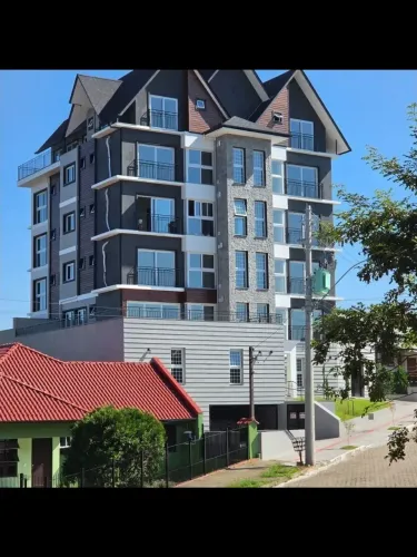 APARTAMENTO NOVO COM SACADA PRIVATIVA