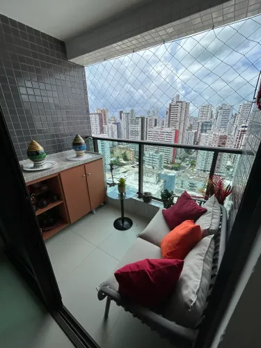 Alto padrão, lindo Apartamento, semi-mobiliado. Direto proprietário 