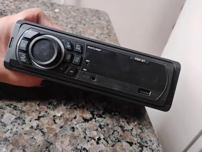 Vende-se Rádio Multilaser