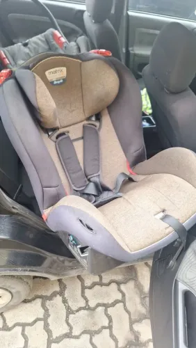 Cadeirinha para criança para carro