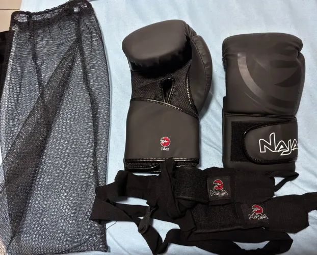 Luva muay thai 14oz Naja