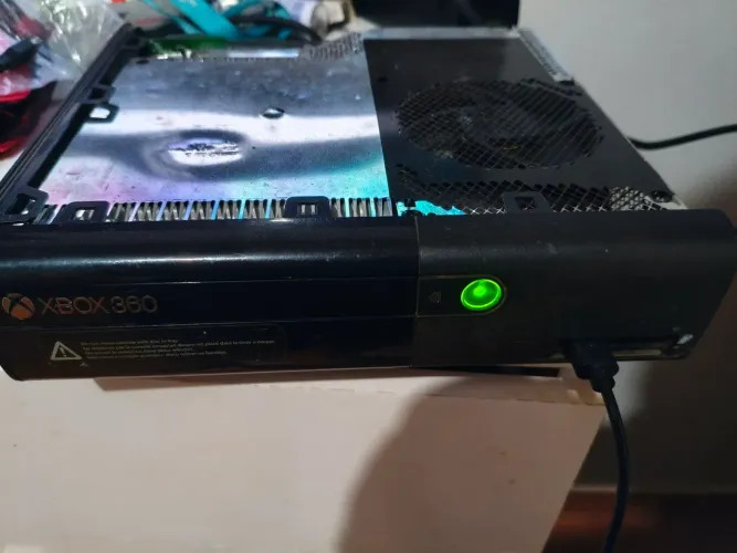 Xbox 360 RGH 3.0 HD 240GB