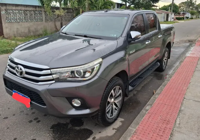 Toyota Hilux CD SRX 4X4 2.8 TDI 16V Diesel Aut. 2016