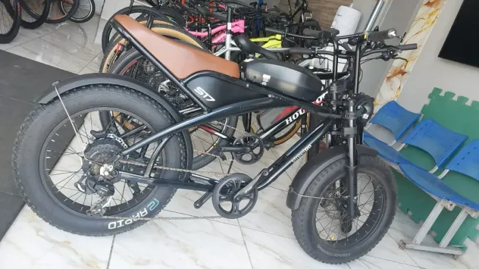 Bicicleta eletrica StreetGo s17 5 meses de uso está na garantia e tem seguro