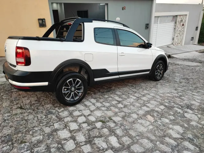 Volkswagen Saveiro Cross 1.6 T.flex 16V CD 2023