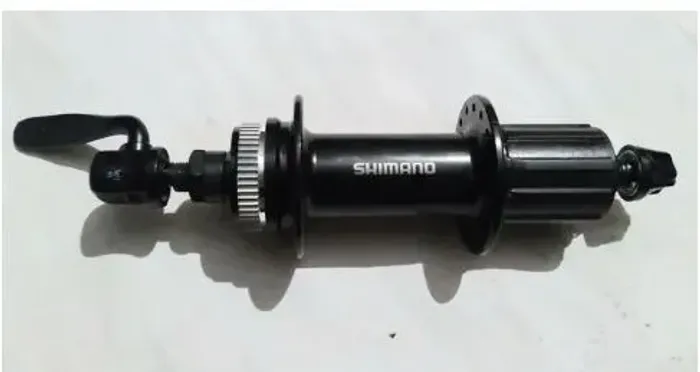 Cubo Shimano Altus Center Lock 32 furos