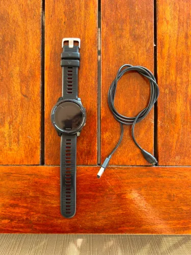 Garmin Forerunner 935 + carregador