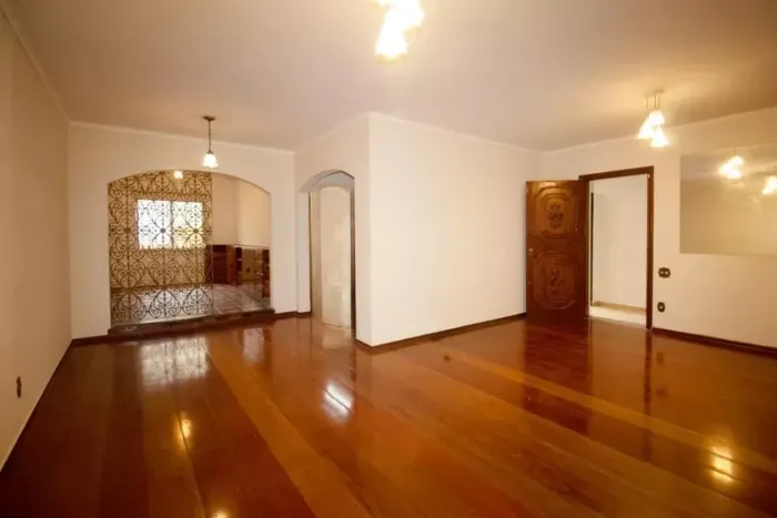 Casa à Venda - Sumaré, 3 Quartos, 196 m2