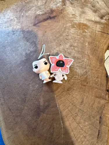 Kinder Joy Stranger Things