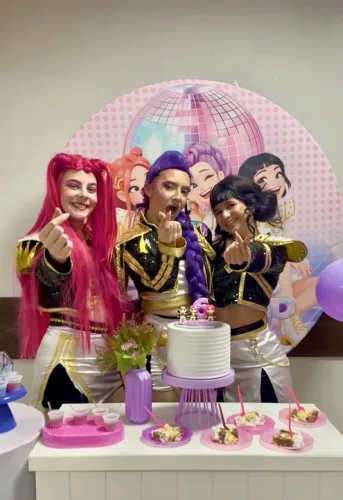 Personagem Vivo - Guerreiras do Kpop